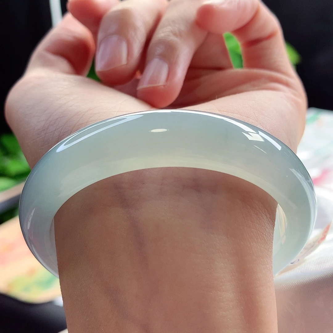 未镶嵌手镯翡翠55-56圈口蓝冰中万毕业镯梦幻高级治愈13号