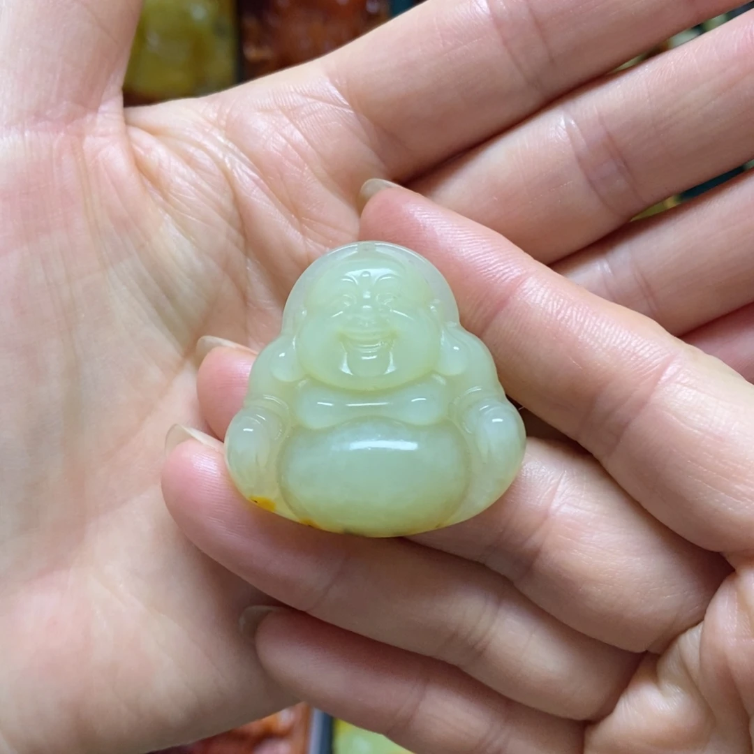 岫玉未镶嵌吊坠(赠链)