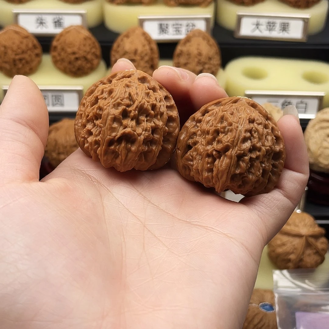 文玩核桃把件Y****.三角白755
