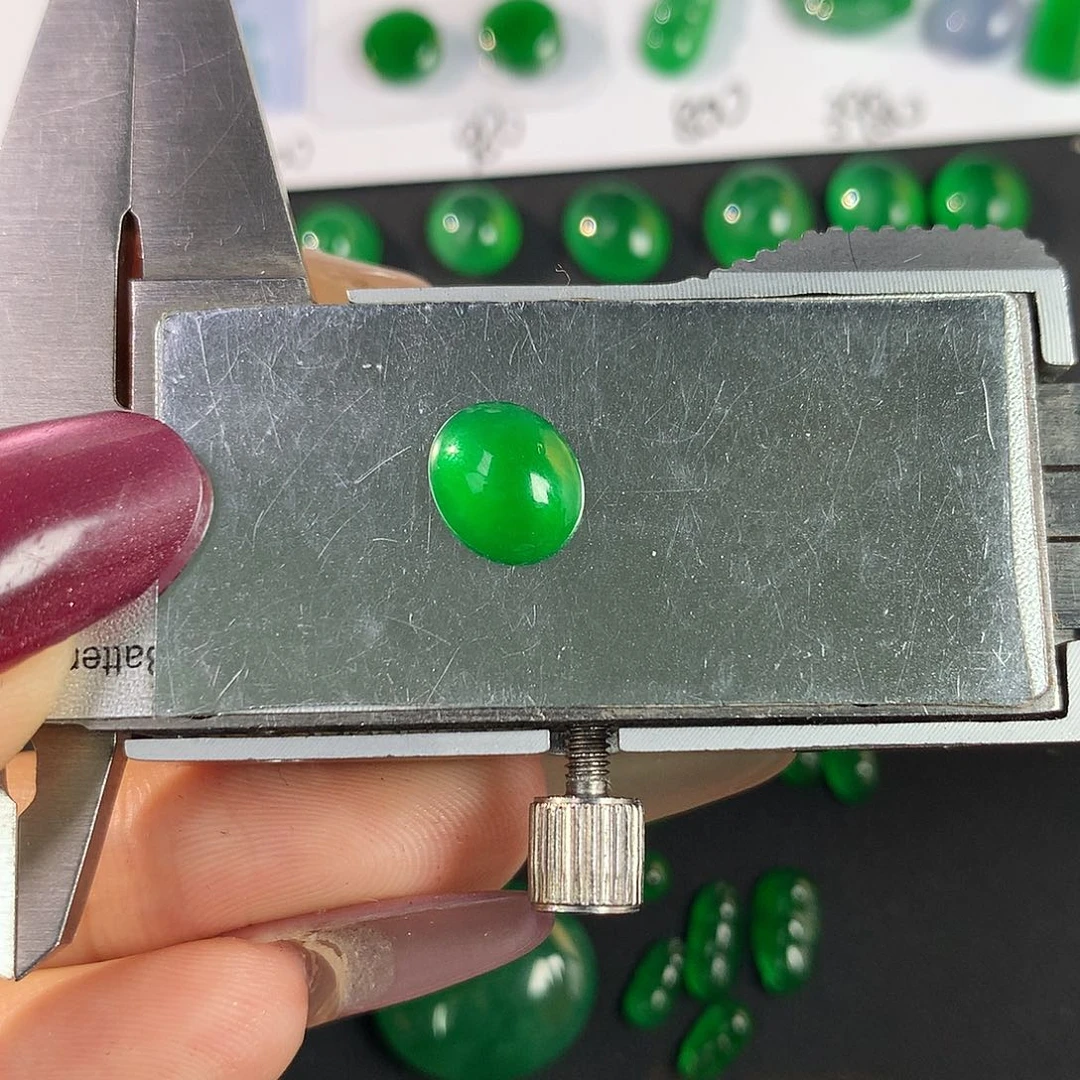 翡翠散珠8.4 7.3 2.99