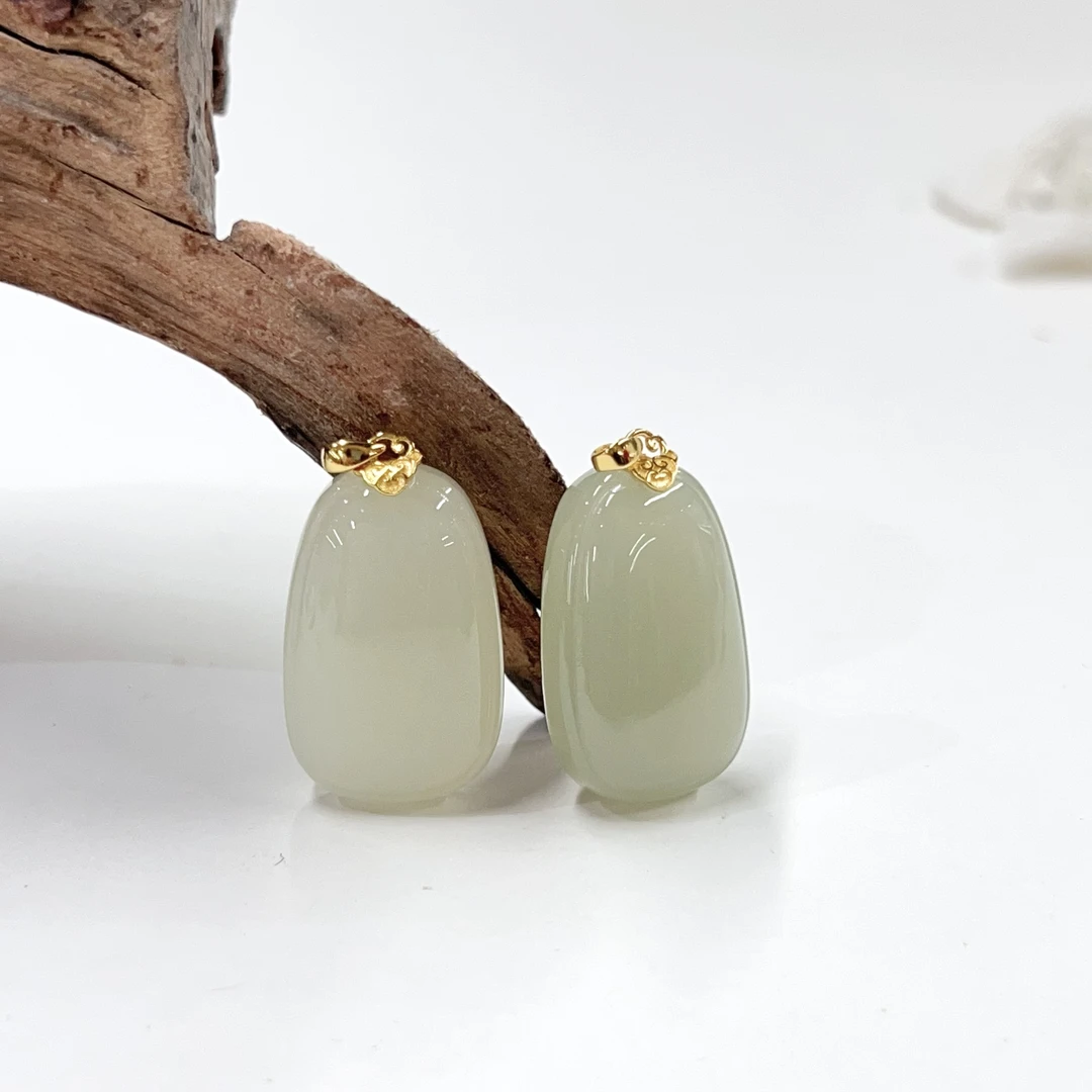 【小宝珠宝】9 T81650-S925银和田玉吊坠-多样性发一件-29*19*10mm