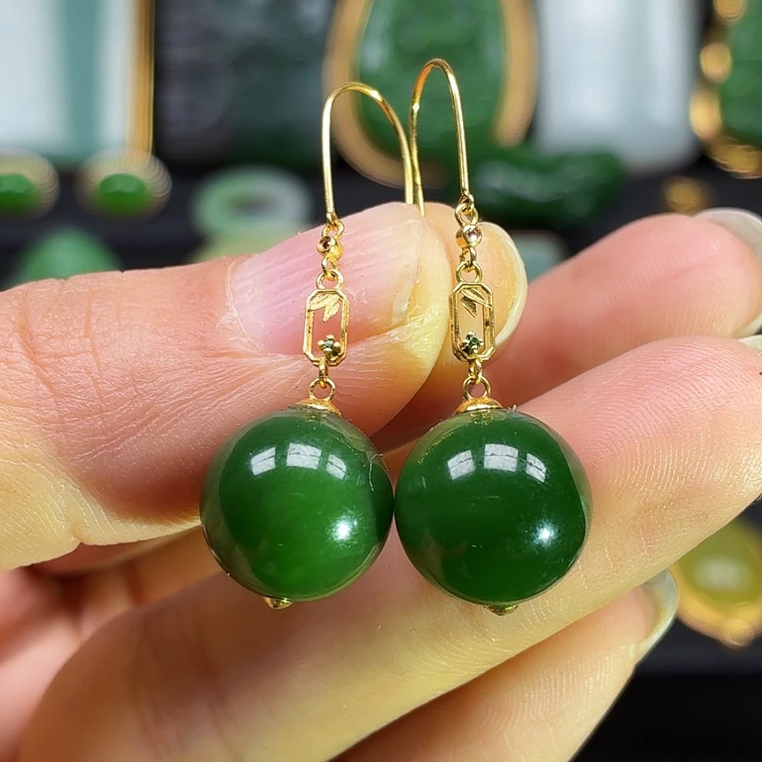 和田玉18K金镶嵌颈饰