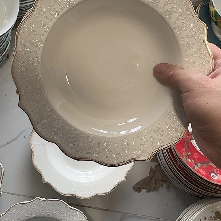 二***三瓷8.5寸草帽盘30米两个