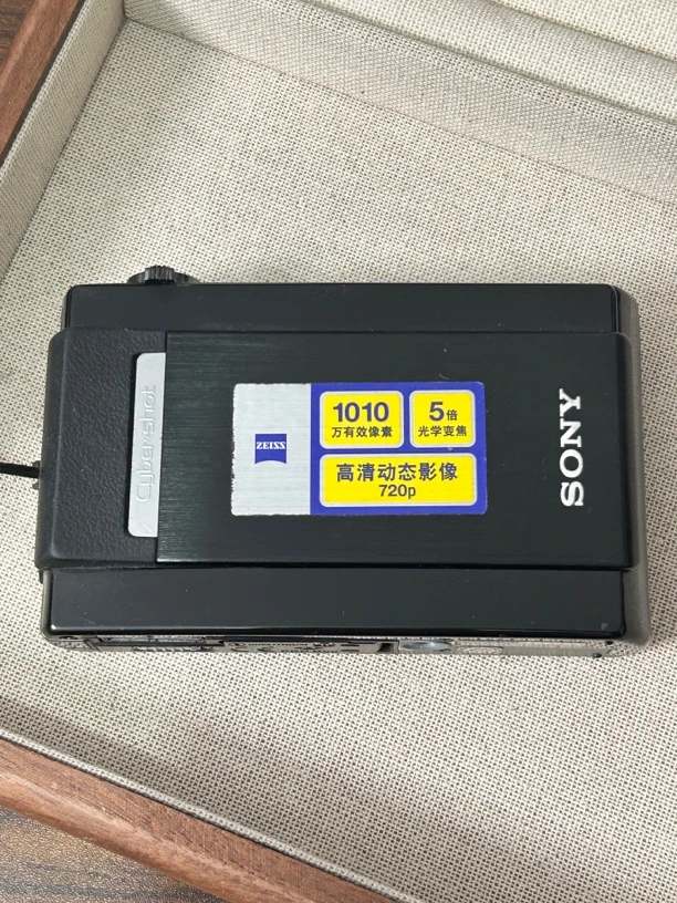 9新 Sony/索尼 t500 黑色 复古滑盖ccd数码相机