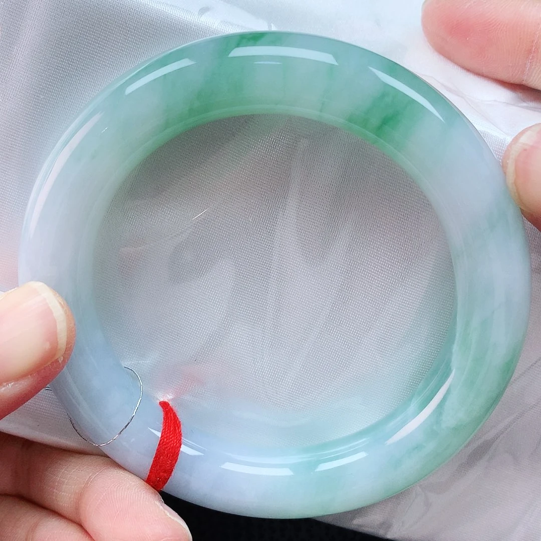 翡翠手镯未镶嵌57胖