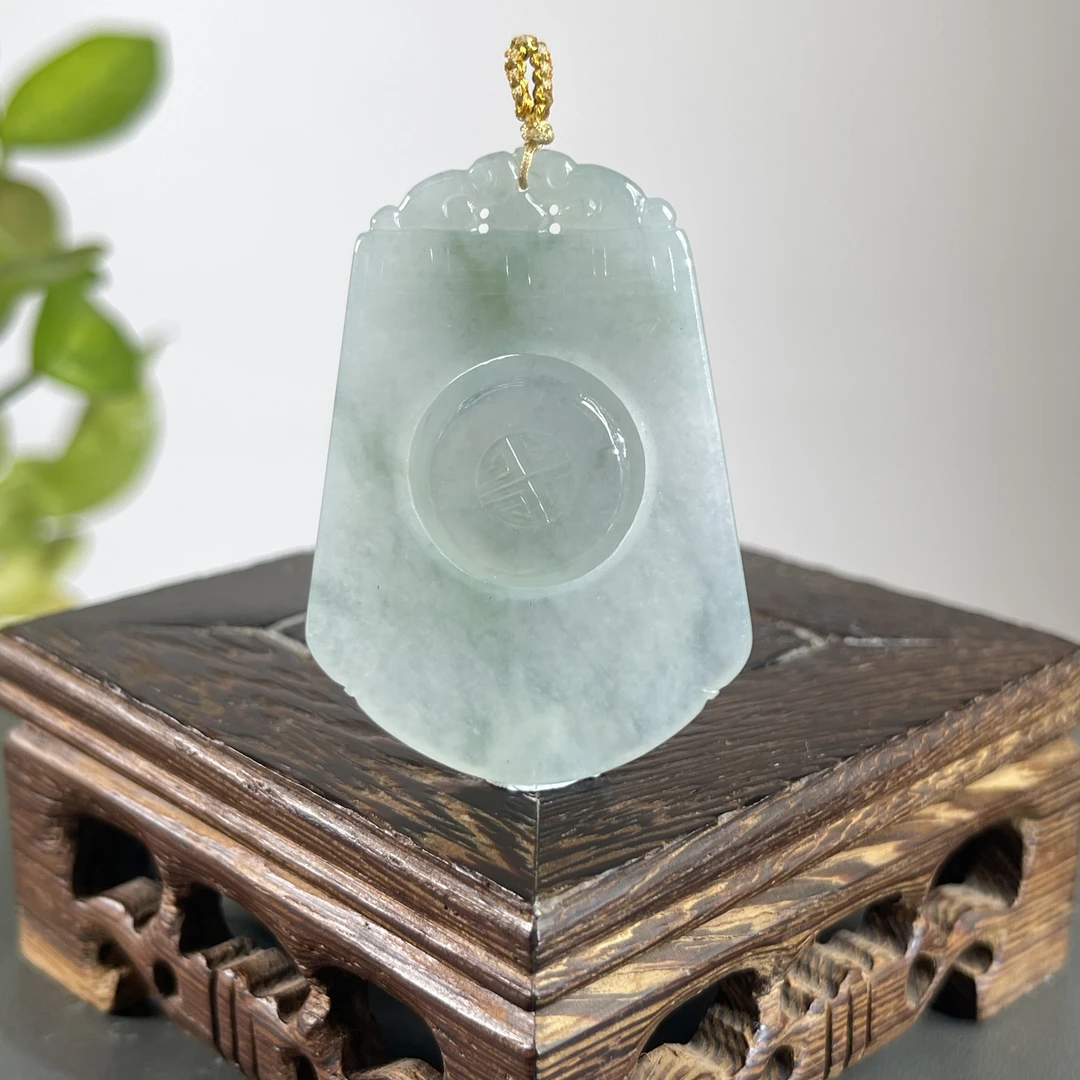 JCA01-83 天然缅甸A货翡翠  时来运转