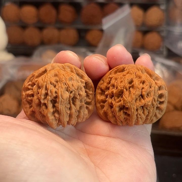 P***e1文玩核桃四座楼42-11