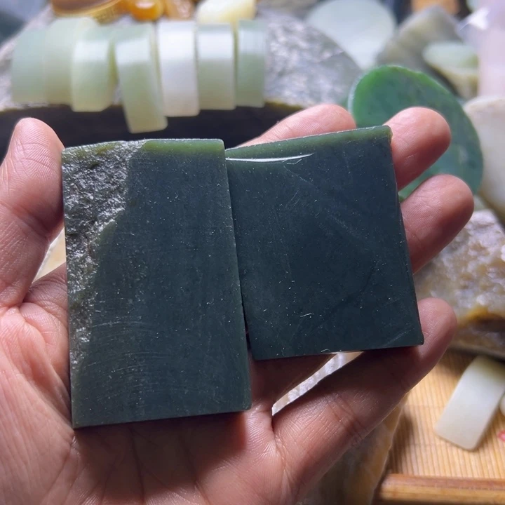 和田玉（糖玉）未镶嵌挂件