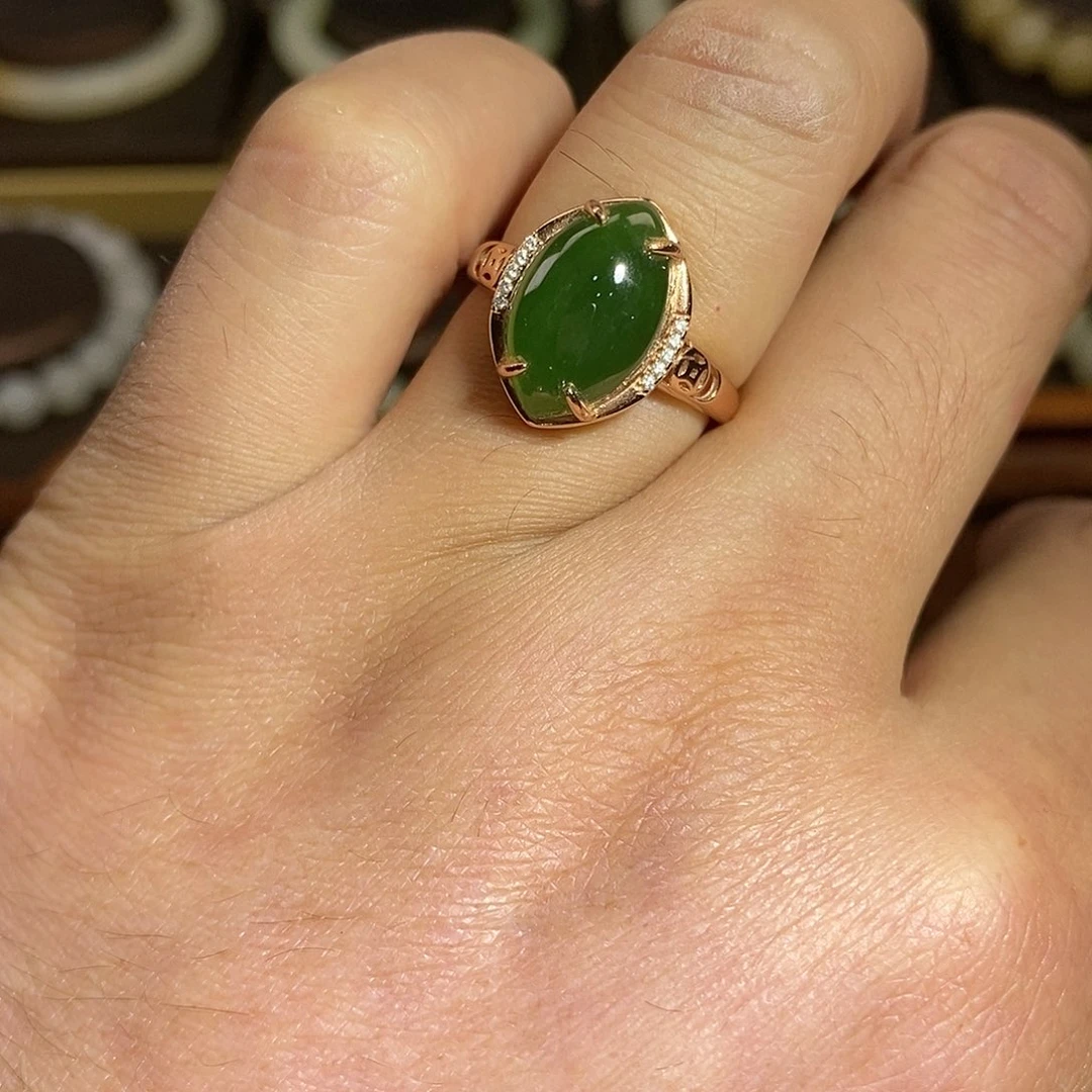 【闪购商品】银S925镶嵌戒指和田玉（碧玉）