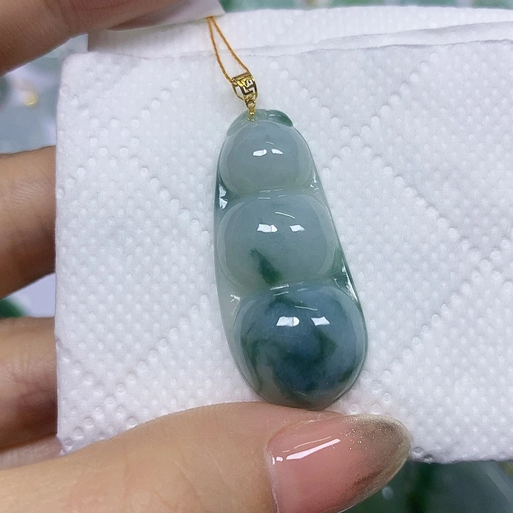 翡翠18K金镶嵌颈饰挂件