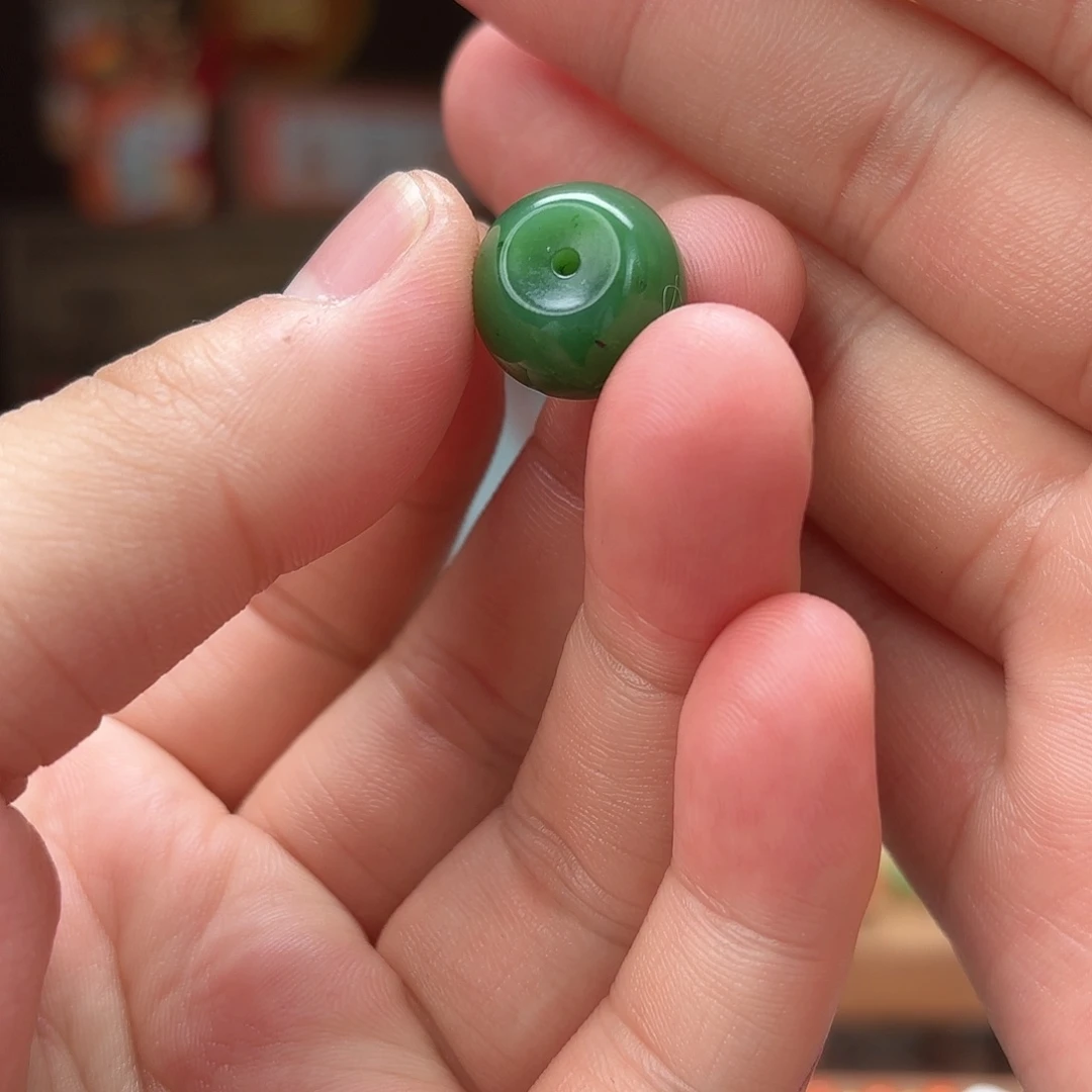 和田玉吊坠未镶嵌cc43