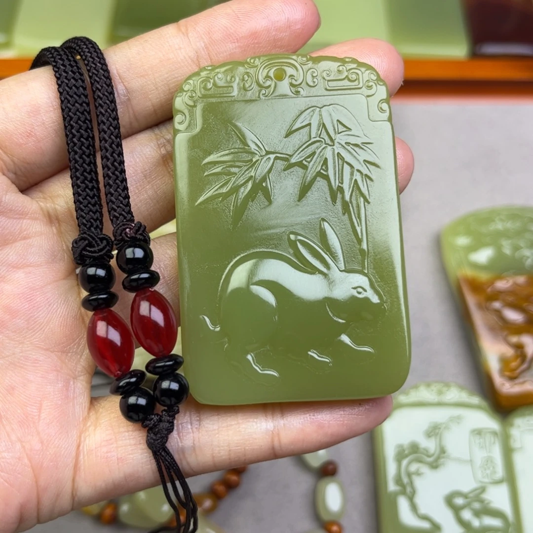 新疆昆仑山料兔子