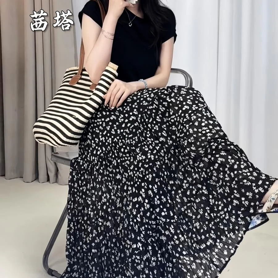 小众设计感碎花半身裙女2025年夏季新款高腰显瘦气质百搭a字长裙
