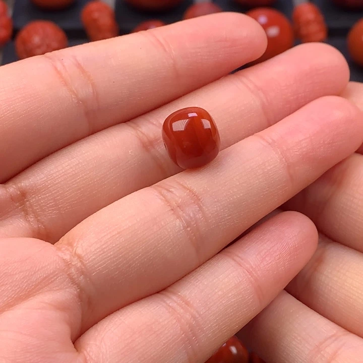 G***.南红玛瑙未镶嵌老型单珠10.9MM