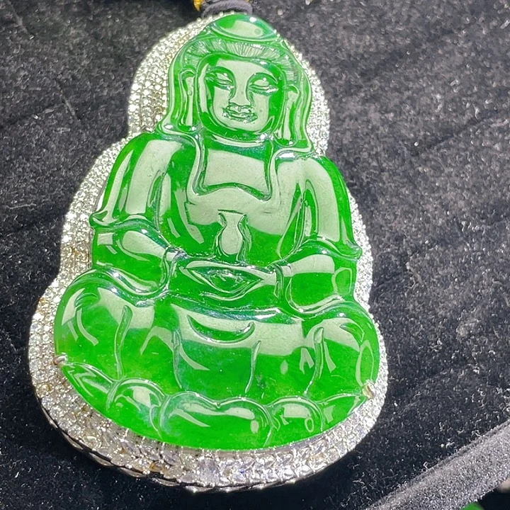 翡翠未镶嵌颈饰07