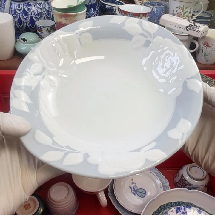 他家瓷器真美…开播了