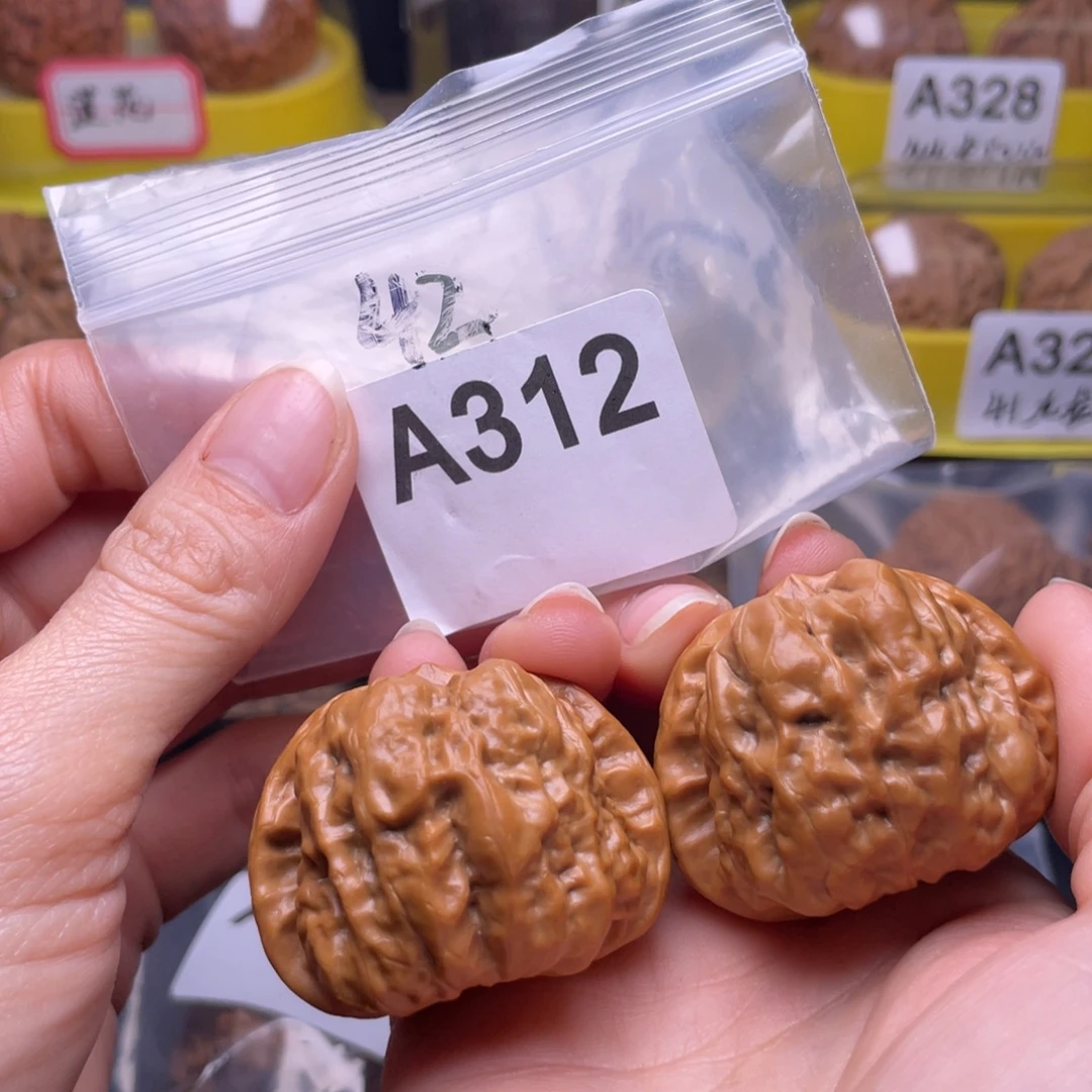 鸟***哥文玩核桃吊坠全品蛤蟆头