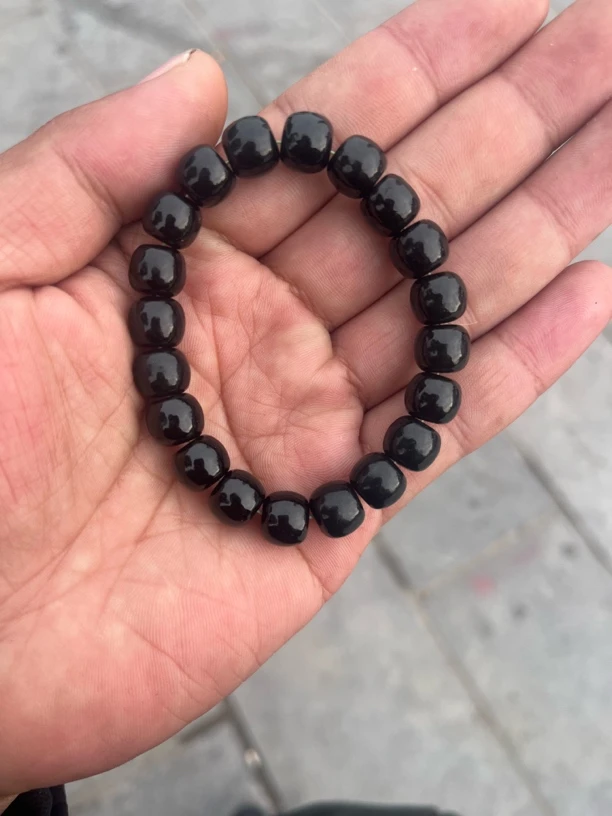 和田玉黑油青手串