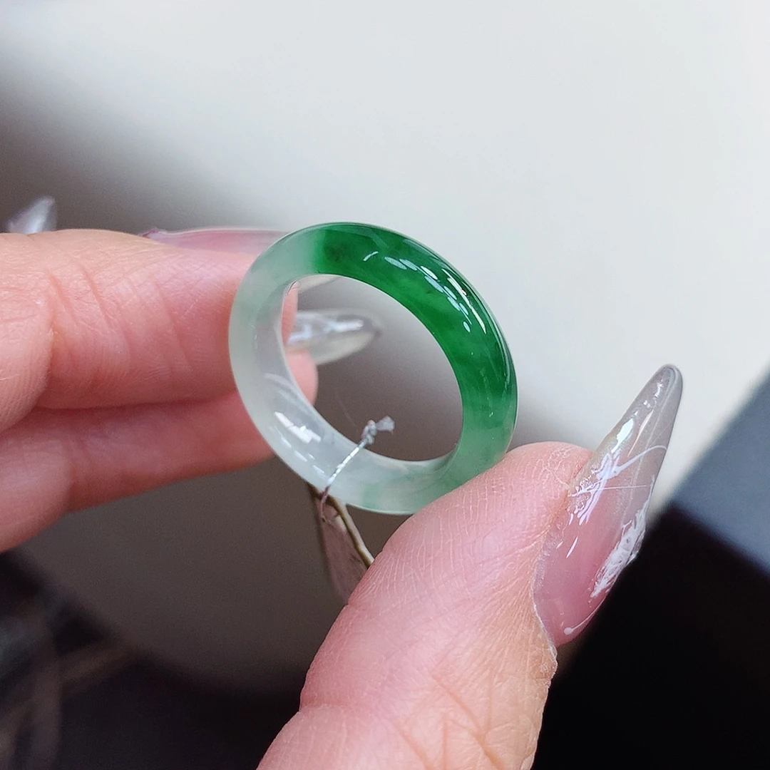 翡翠戒指未镶嵌18号