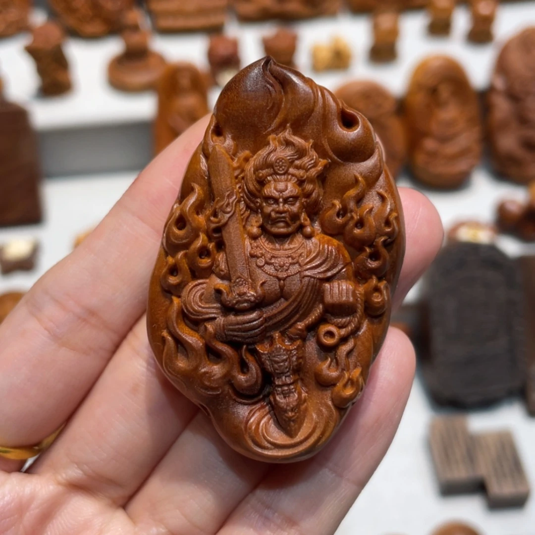 【闪购商品】檀香木吊坠心*糸小吊坠牌