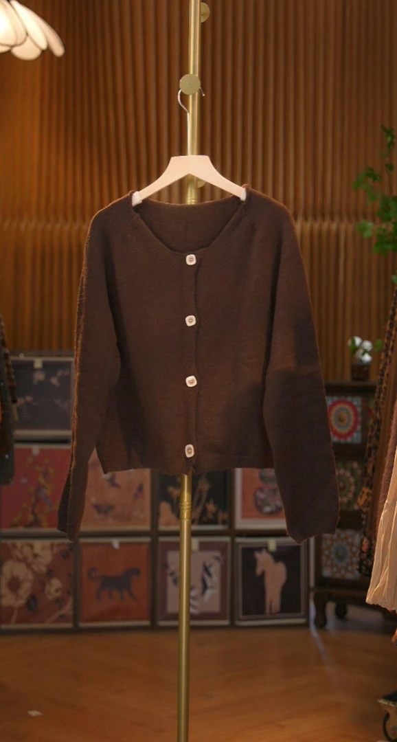 韩系入秋上衣Q7701长袖针织衫女2025年秋季新款显瘦气质减龄