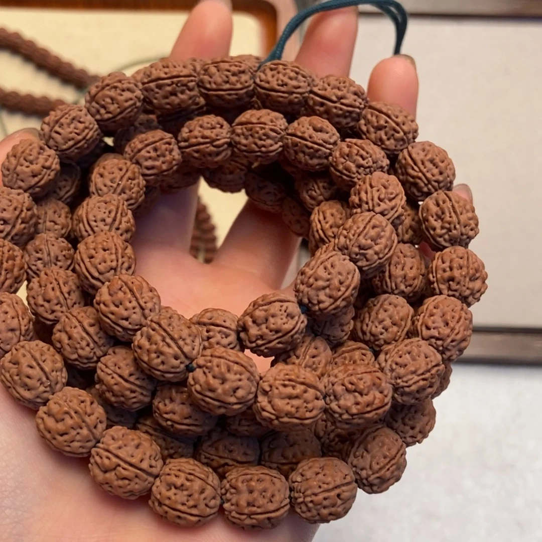 -***谜吊坠金刚菩提盘龙