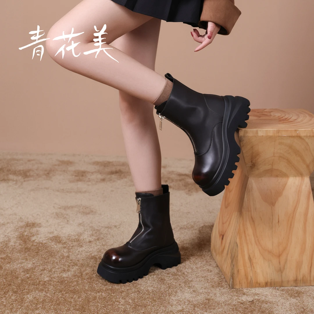 黑色中筒马丁靴2025秋冬加绒女款厚底显瘦新款英伦风时装瘦瘦靴