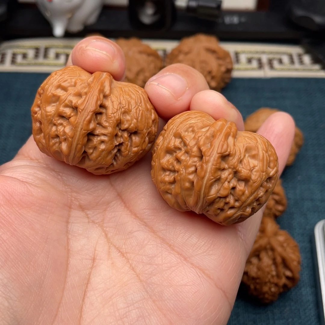 把件文玩核桃全品红皮元宝40