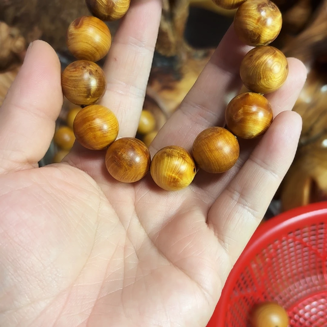 香榧木佑*呢太行崖柏1.8陈华透光