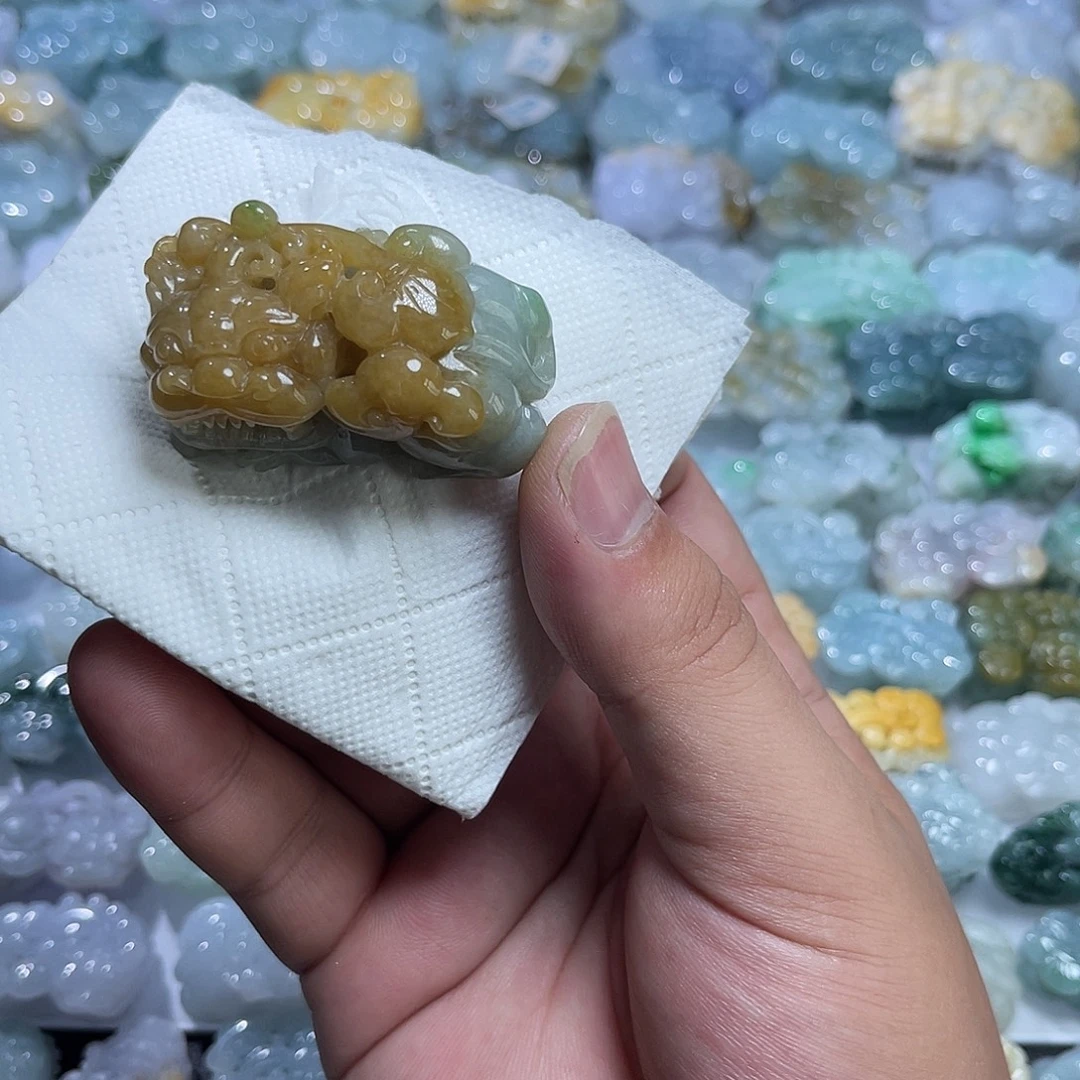 翡翠未镶嵌颈饰天然