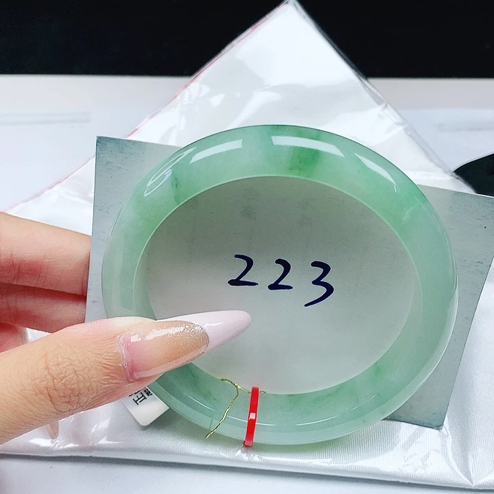 翡翠手镯未镶嵌60.8圈