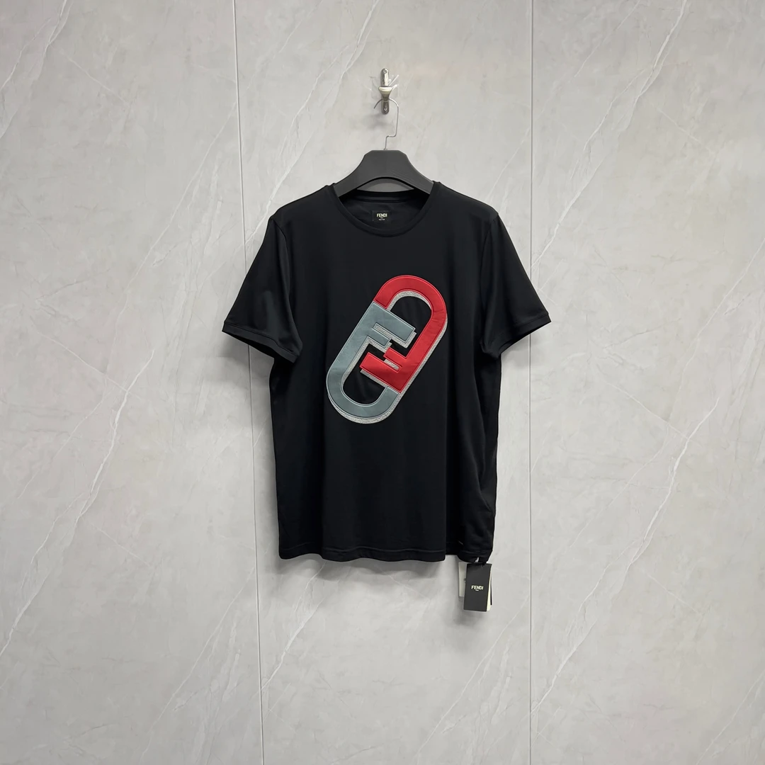 全新未使用 FENDI/芬迪 重磅刺绣Logo黑色短袖/XXL大码/11469