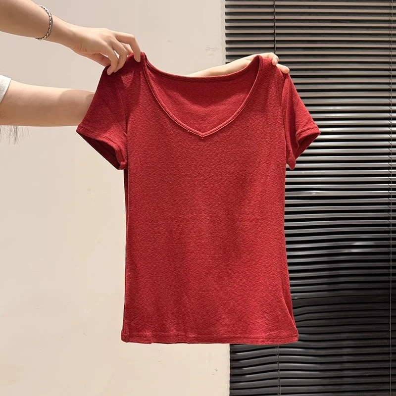 2025年夏季纯色露锁骨V领正肩短袖T恤韩版修身显瘦休闲百搭上衣女