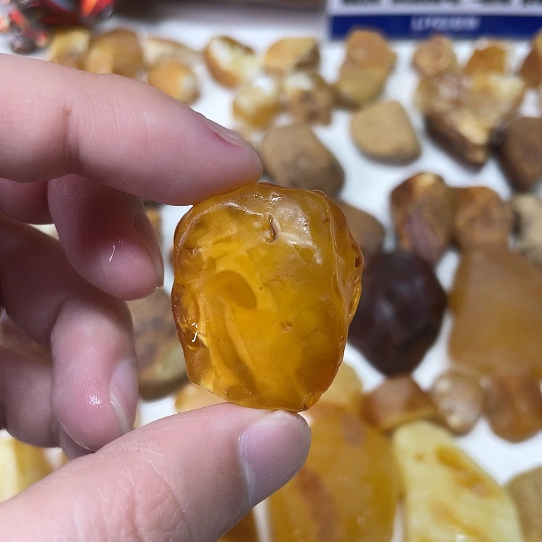 定制琥珀未镶嵌原矿琥珀