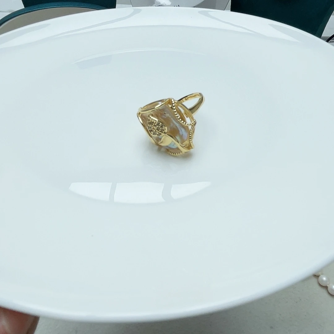 颈饰未镶嵌淡水珍珠