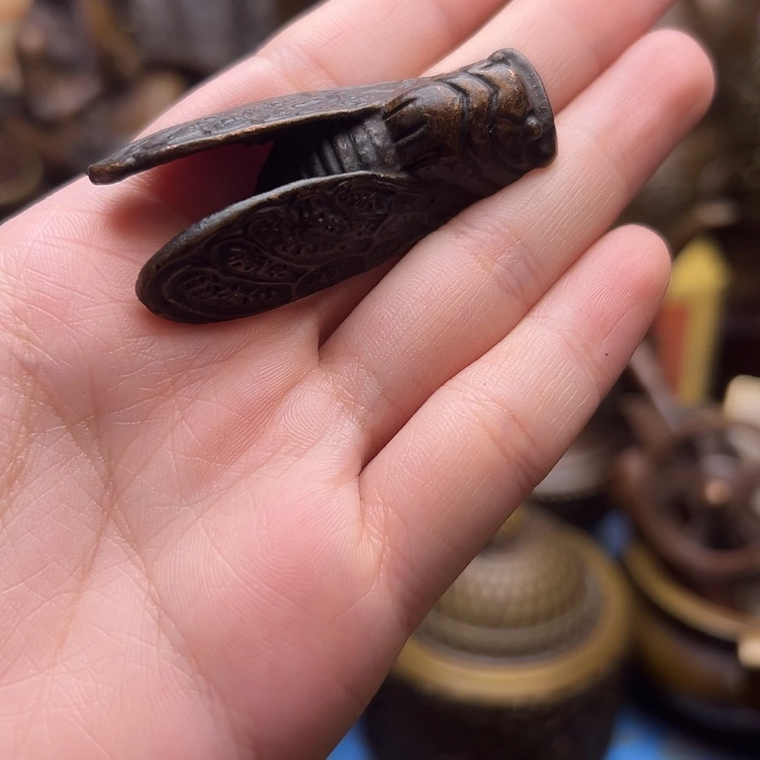 铜器摆件老王直播间