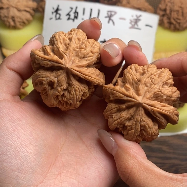 ****哥吊坠文玩核桃45全品大粗筋 166
