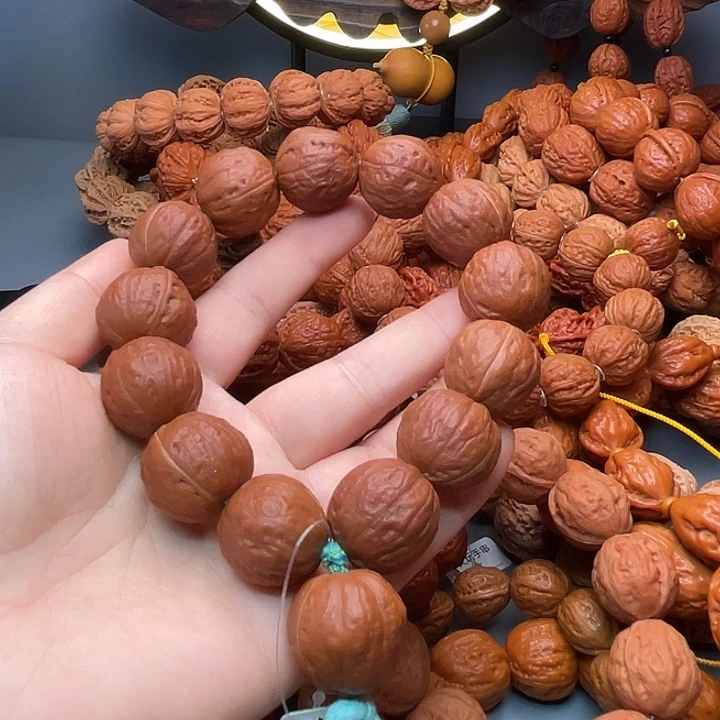 猪***了文玩核桃手串圆球