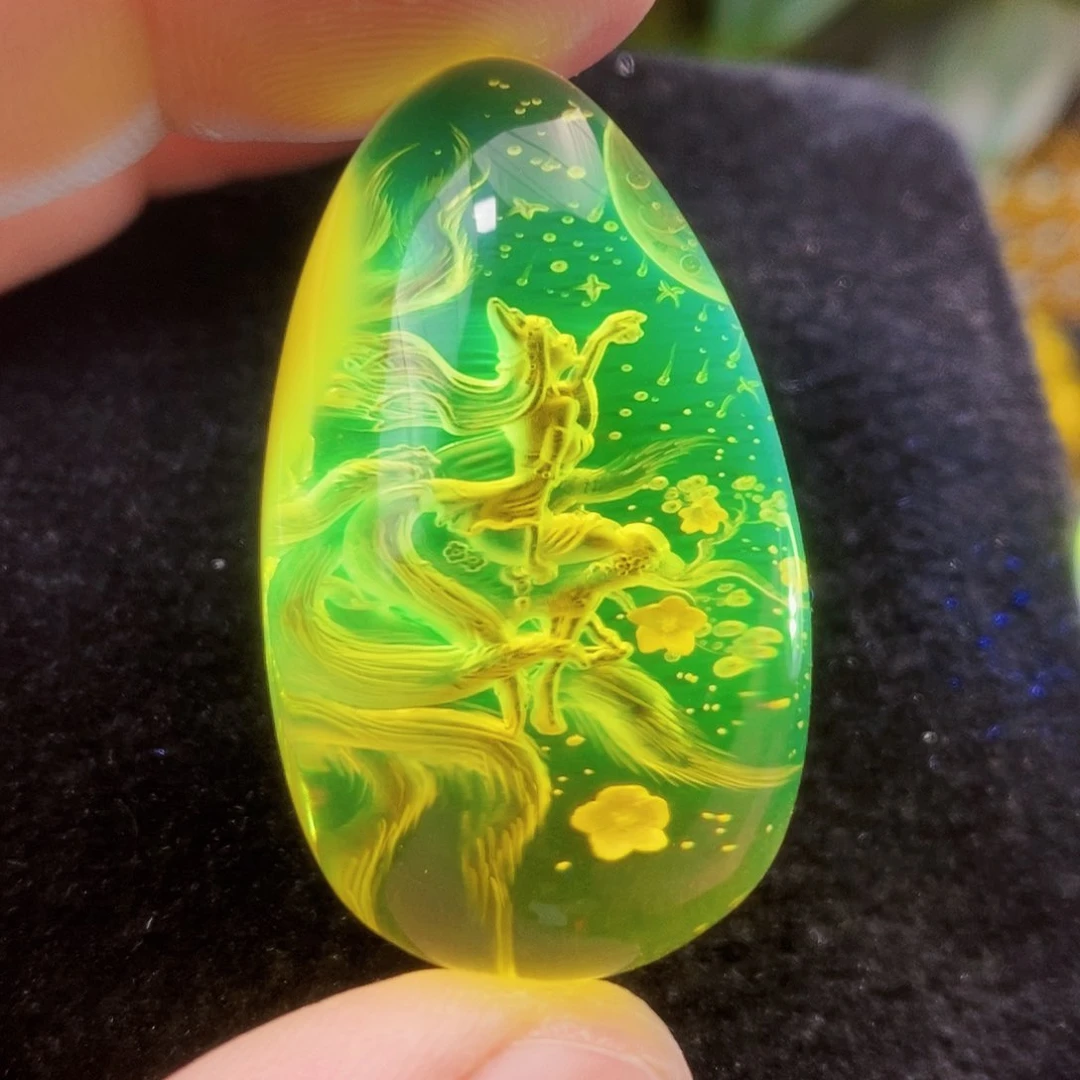 【闪购商品】金珀吊坠(不含链)未镶嵌