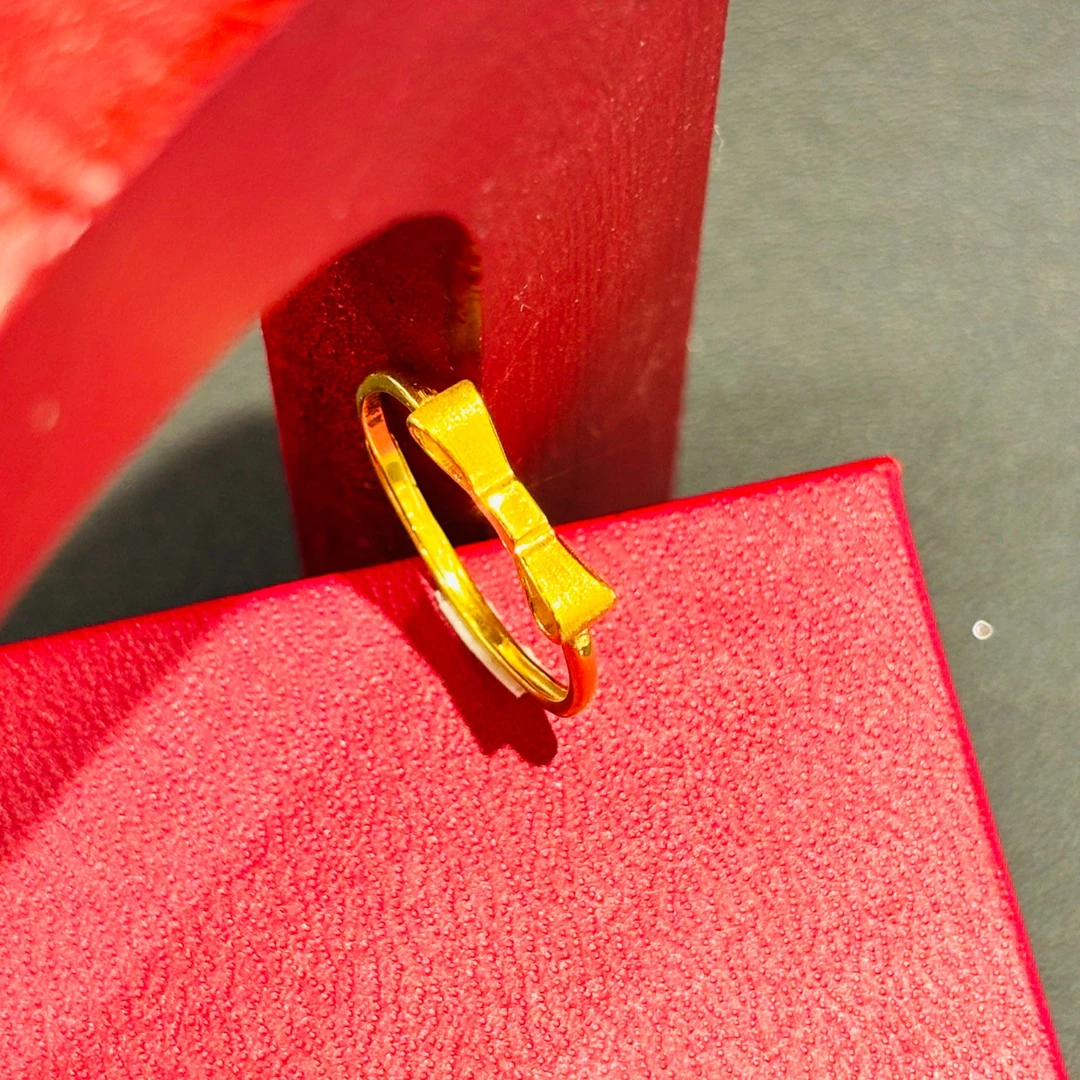 Chow Tai Seng/周大生足金甜心公主戒指送女友订婚戒指送礼物