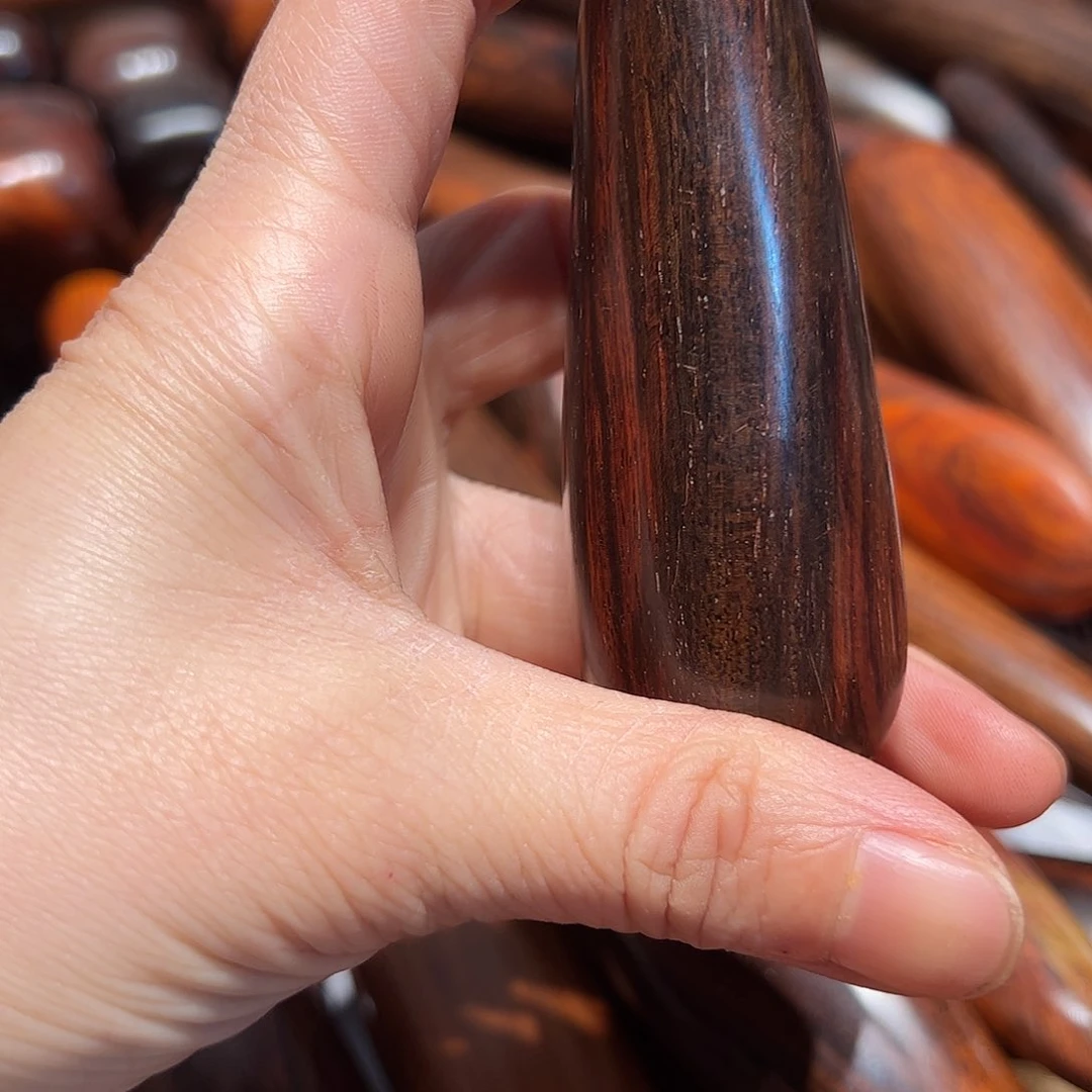 交趾黄檀（大红酸枝）是**的