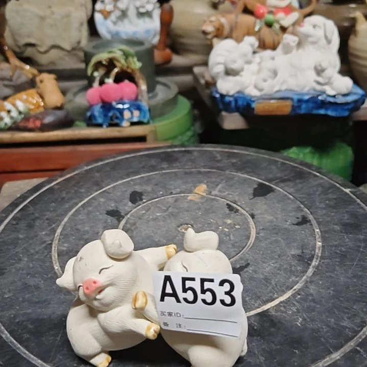 霜***寒泥塑明玉家的老工艺品