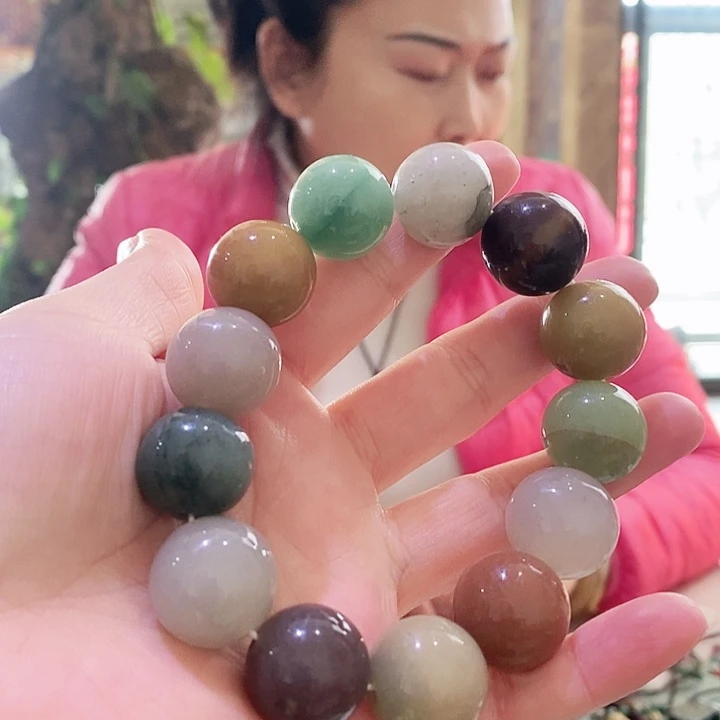 石英质玉毛衣链未镶嵌