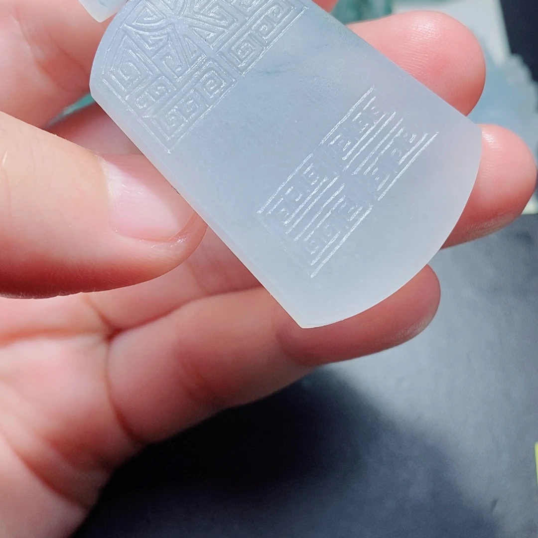 定制翡翠未镶嵌毛货
