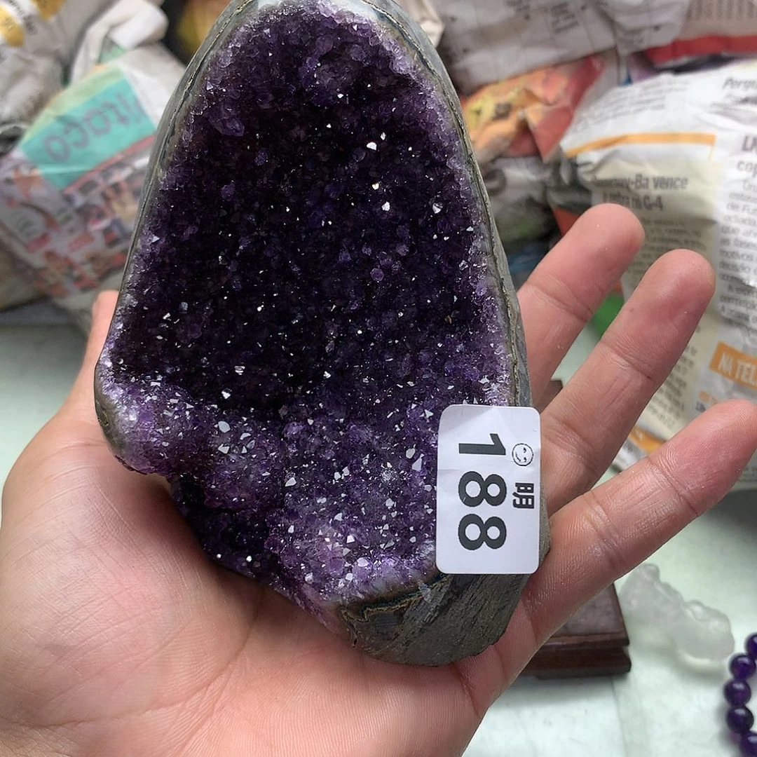 水晶大型摆件（非配饰）未镶嵌