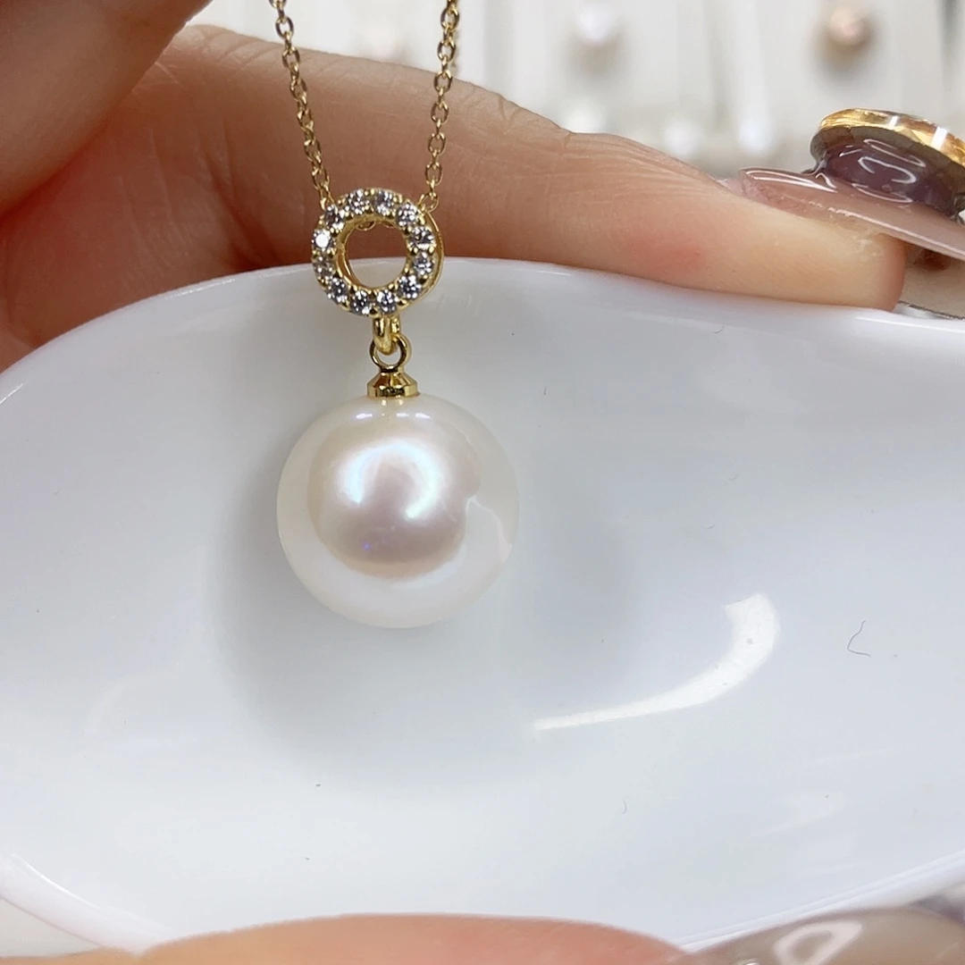 淡水珍珠吊坠(赠链)未镶嵌