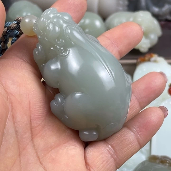 和田玉（糖玉）颈饰未镶嵌沧**谷