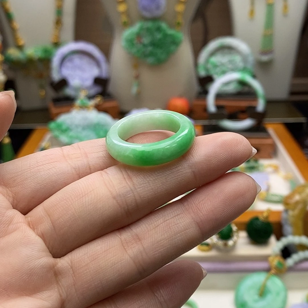 颈饰未镶嵌翡翠天然20