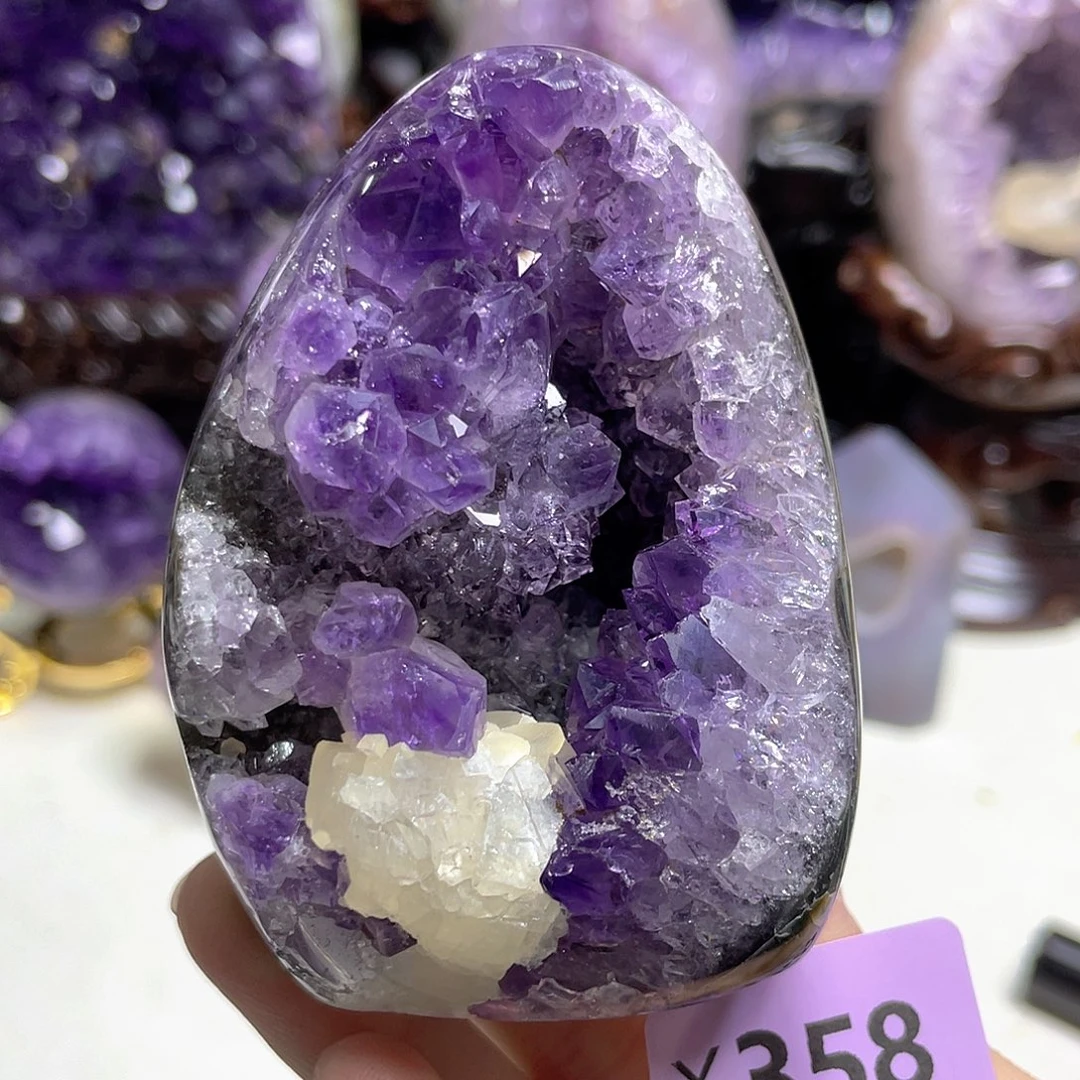 珠宝半成品未镶嵌紫晶