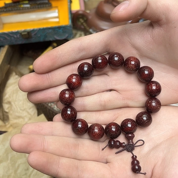 大叶紫檀（黑酸枝木类）